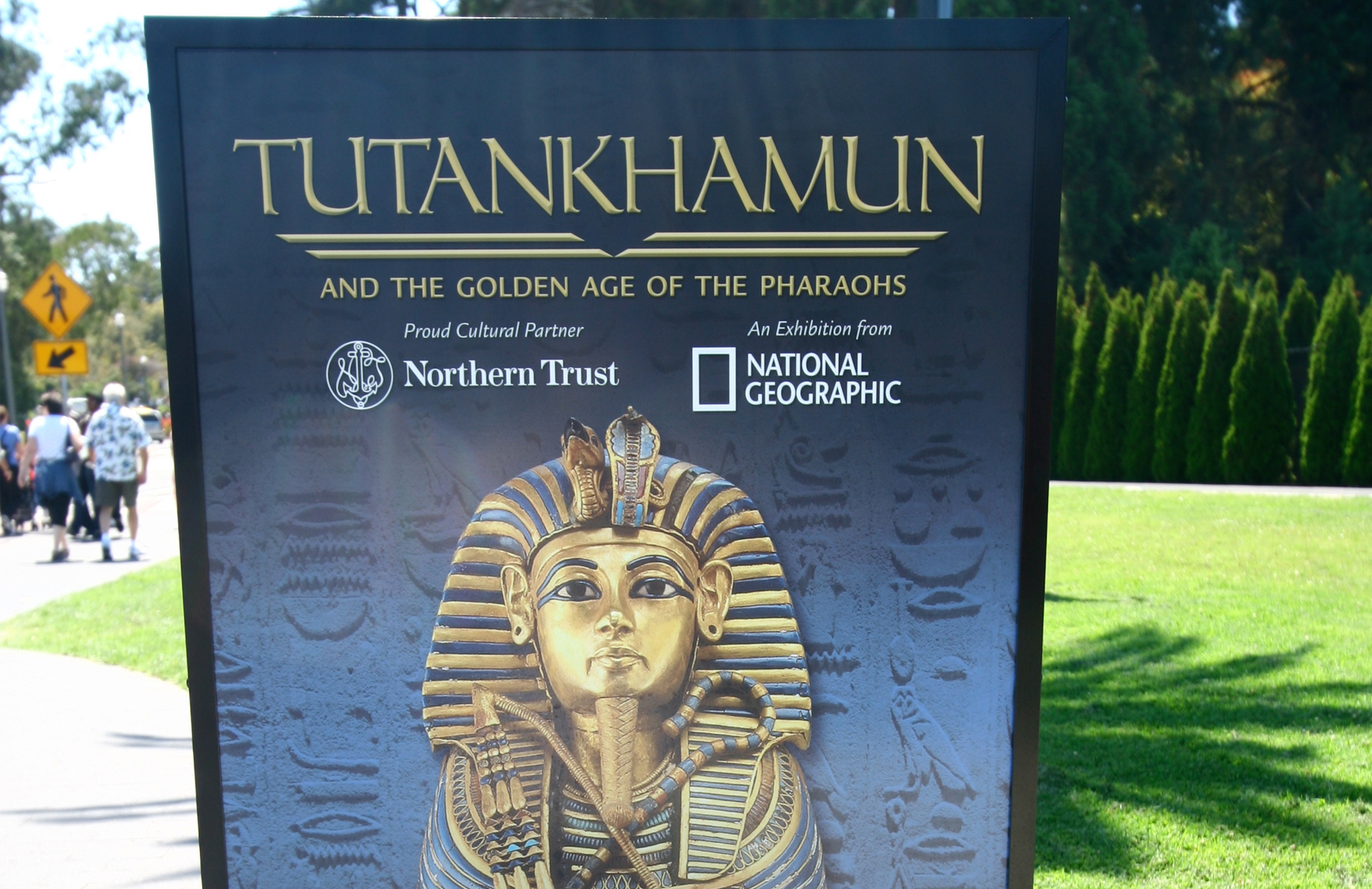 King Tut chat panel signage